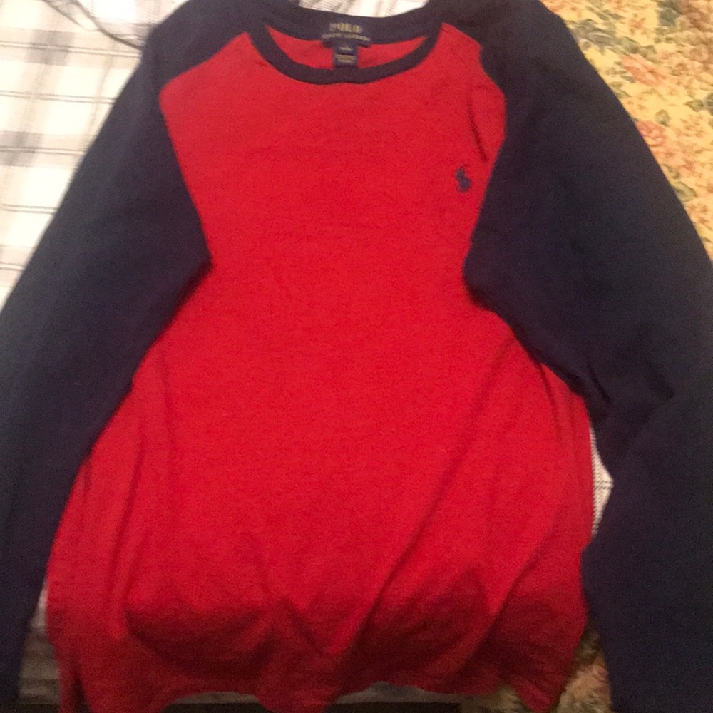 Size L polo shirt.
